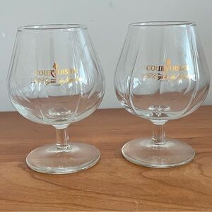 Set Of 2‎ Courvoisier Cognac Gold Emblem Ribbed Footed Brandy Snifter Glass
